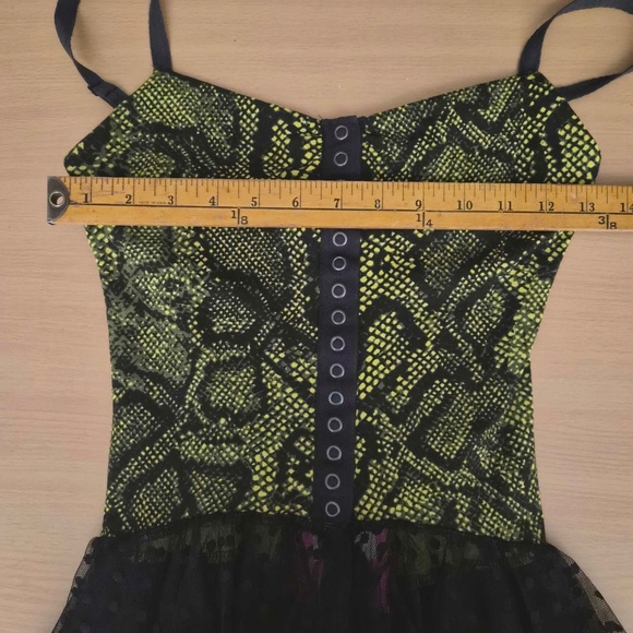 Betsey Johnson NWT Snake Print Snap Button Lace Peplum Emo Punk Cotton Tank - Picture 10 of 11